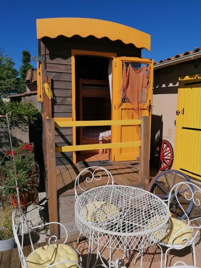 La Fee Viviane Et Michel L'Enchanteur Robion en Luberon Bagian luar foto